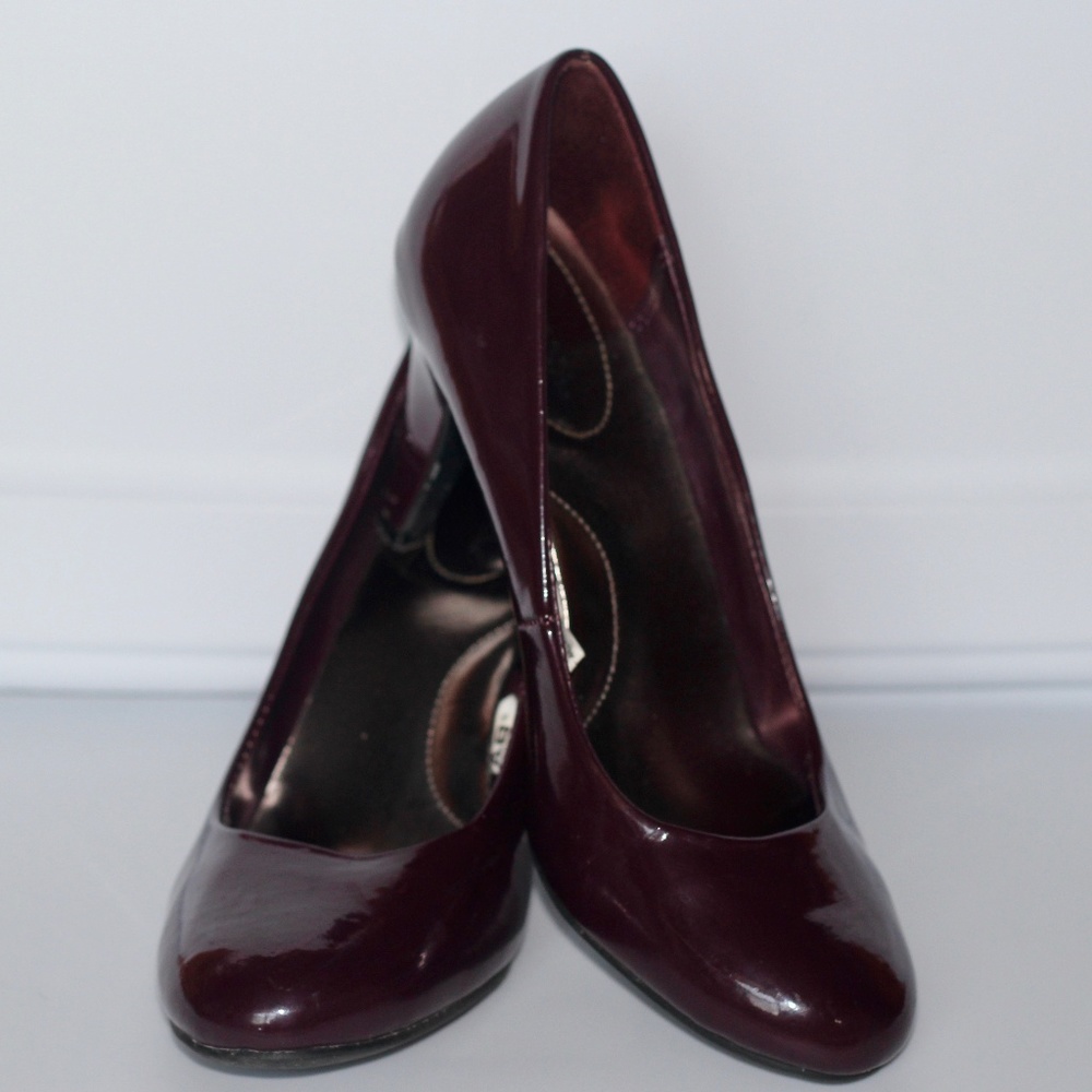 Merona Maroon Heels